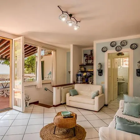 Denise Holiday home